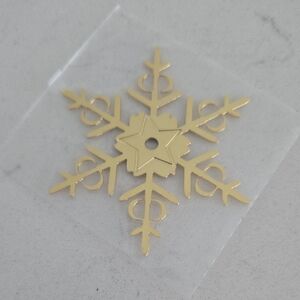 New wrapped DIOR Christmas snowflake star VIP beauty ..gold tone Star CD Logo